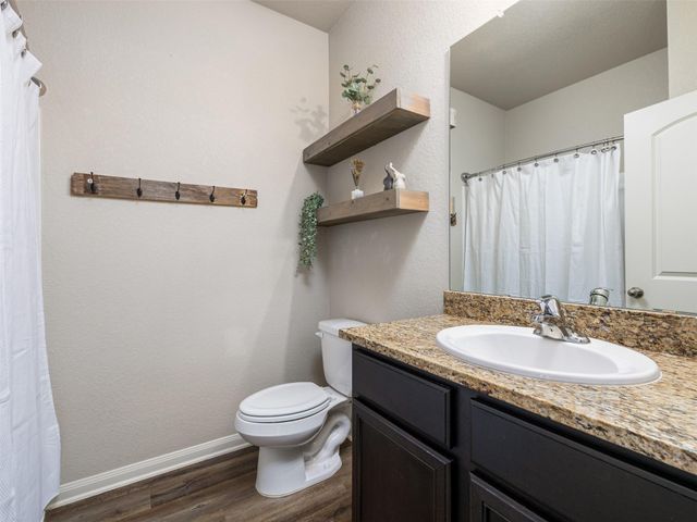 13712 Charles W Fairbanks CV, Manor, TX 78653