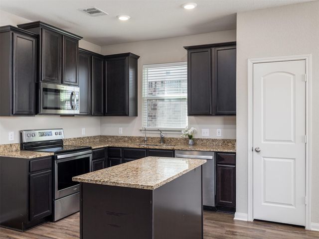 13712 Charles W Fairbanks CV, Manor, TX 78653