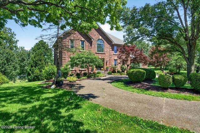 401 Old Stone Dr, Simpsonville, KY 40067