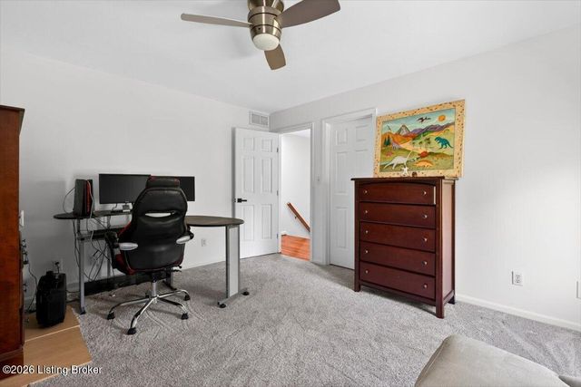 401 Old Stone Dr, Simpsonville, KY 40067