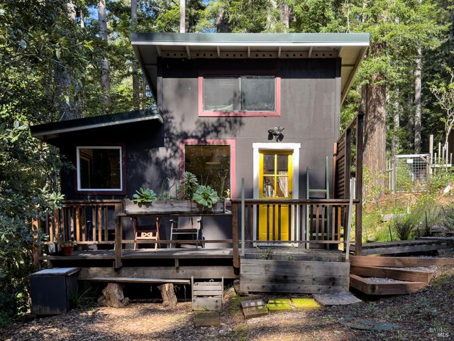 45516 Sunset Dr, Gualala, CA 95445