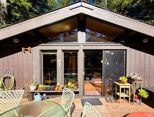 45516 Sunset Dr, Gualala, CA 95445