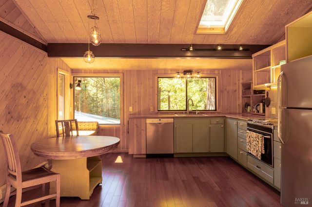 45516 Sunset Dr, Gualala, CA 95445