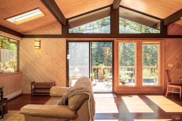 45516 Sunset Dr, Gualala, CA 95445