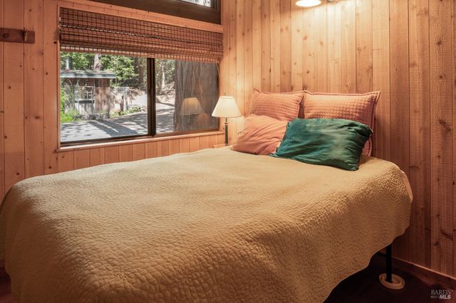 45516 Sunset Dr, Gualala, CA 95445