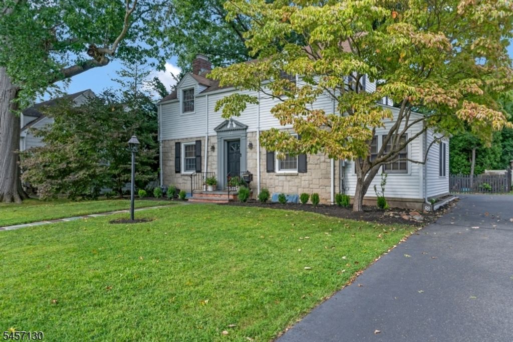 68 Meadowbrook Rd, North Plainfield Boro, NJ 07062 — photo 2