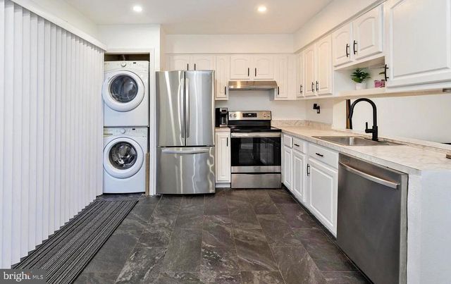 1139 THACKARY CT, Voorhees, NJ 08043