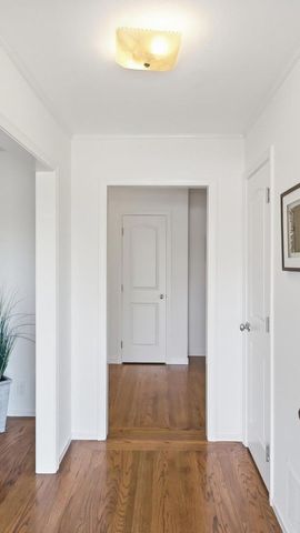 2310 Euclid Avenue, Redwood City, CA 94061