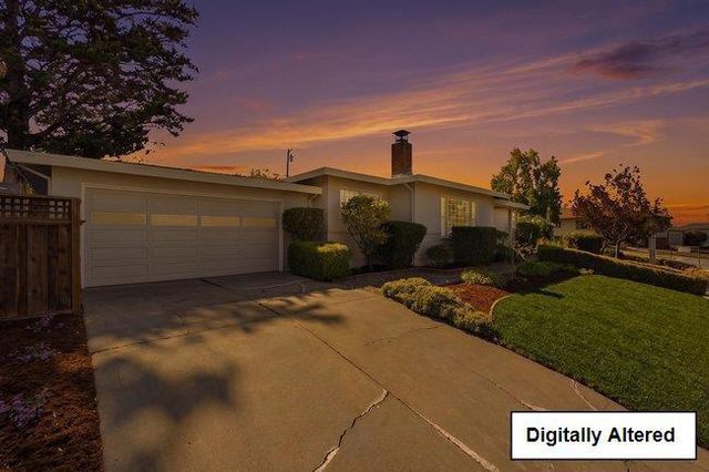 2310 Euclid Avenue, Redwood City, CA 94061