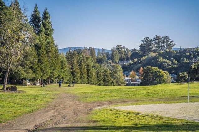 2310 Euclid Avenue, Redwood City, CA 94061
