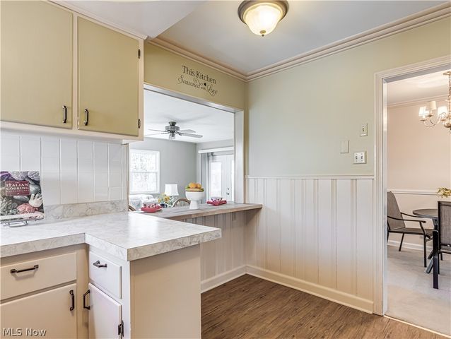 2871 Park Drive N, Silver Lake, OH 44224