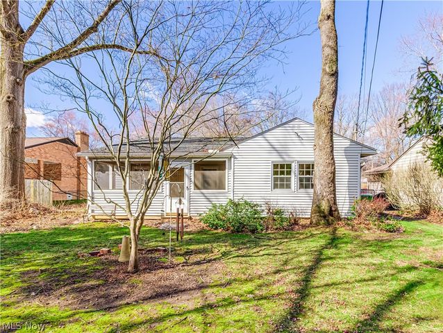 2871 Park Drive N, Silver Lake, OH 44224