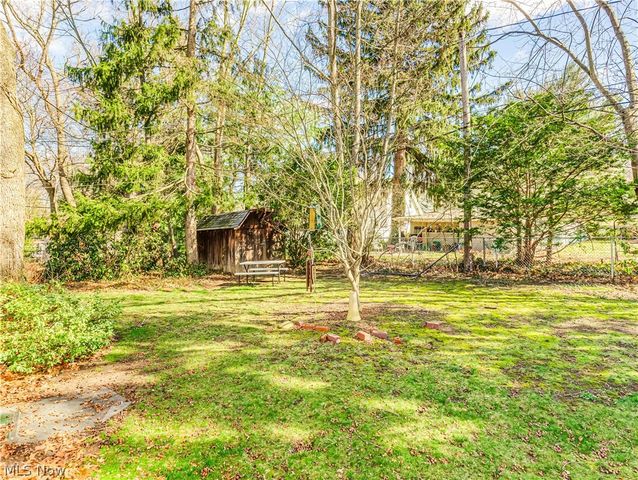 2871 Park Drive N, Silver Lake, OH 44224