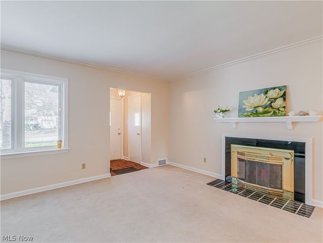 2871 Park Drive N, Silver Lake, OH 44224