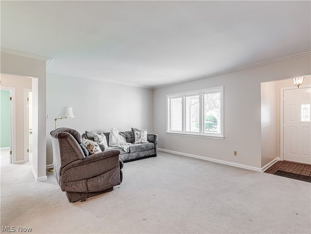 2871 Park Drive N, Silver Lake, OH 44224