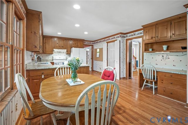 413 Pleasanthill Dr, North Chesterfield, VA 23236