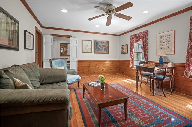 413 Pleasanthill Dr, North Chesterfield, VA 23236