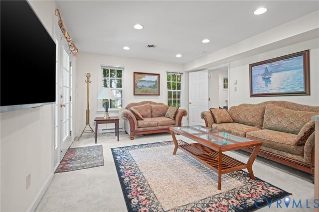 413 Pleasanthill Dr, North Chesterfield, VA 23236