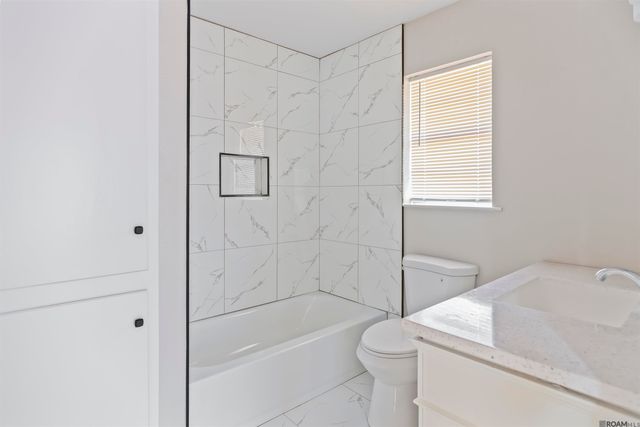 1455 S Marilyn Dr, Baton Rouge, LA 70815