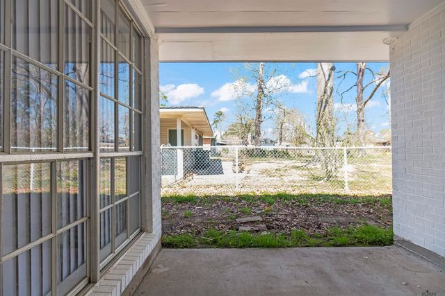 1455 S Marilyn Dr, Baton Rouge, LA 70815