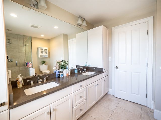 38 Troy Lane 1, Newton, MA 02468