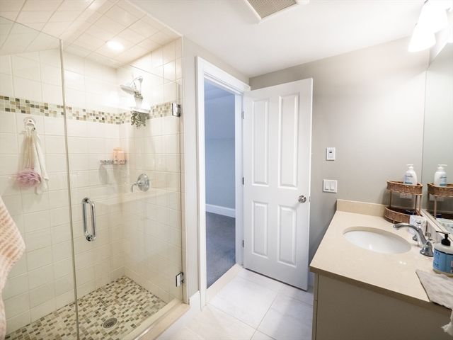 38 Troy Lane 1, Newton, MA 02468