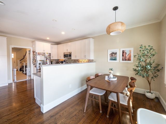 38 Troy Lane 1, Newton, MA 02468