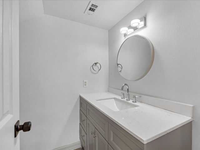 740 River Plantation Drive, Conroe, TX 77302