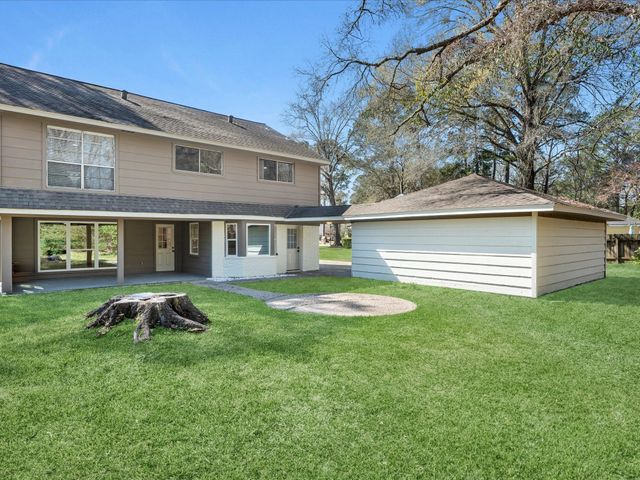 740 River Plantation Drive, Conroe, TX 77302