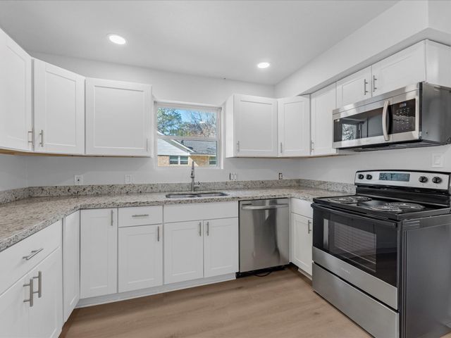 740 River Plantation Drive, Conroe, TX 77302