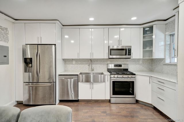 144-27 72nd Avenue 36A, Flushing, NY 11367