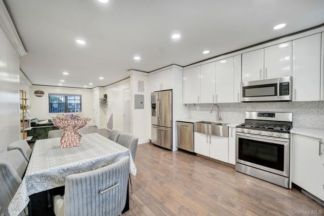 144-27 72nd Avenue 36A, Flushing, NY 11367