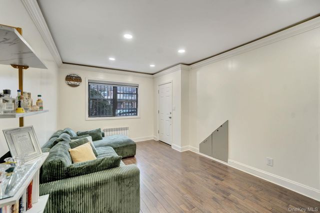 144-27 72nd Avenue 36A, Flushing, NY 11367