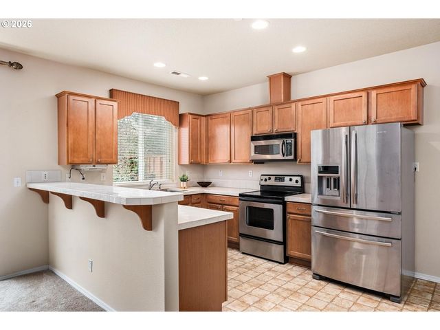 12825 Sw MERGANSER Ln 101, Beaverton, OR 97007