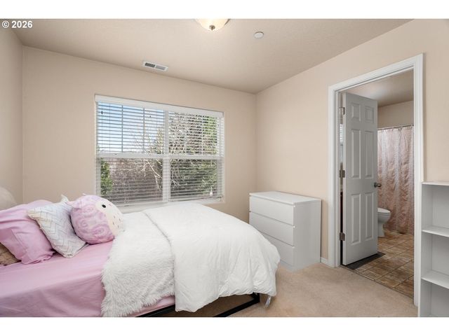 12825 Sw MERGANSER Ln 101, Beaverton, OR 97007