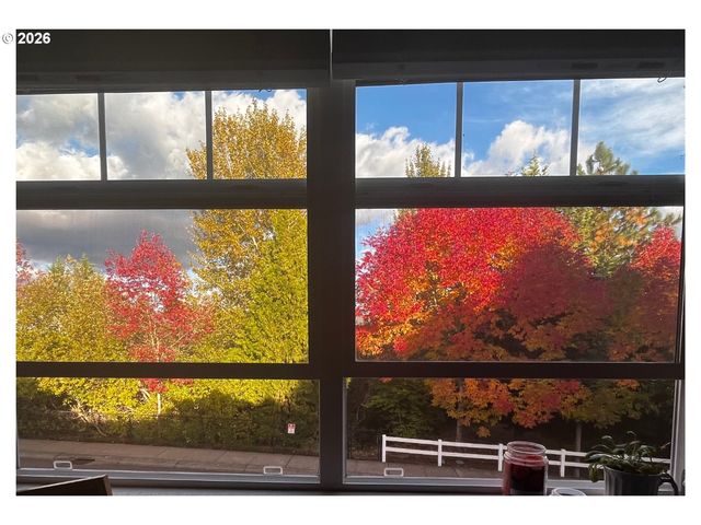 12825 Sw MERGANSER Ln 101, Beaverton, OR 97007