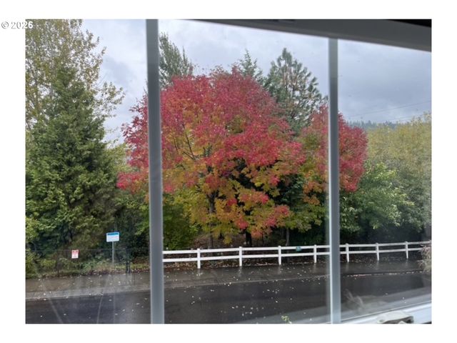 12825 Sw MERGANSER Ln 101, Beaverton, OR 97007