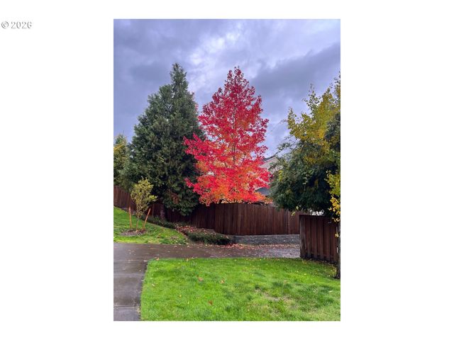 12825 Sw MERGANSER Ln 101, Beaverton, OR 97007