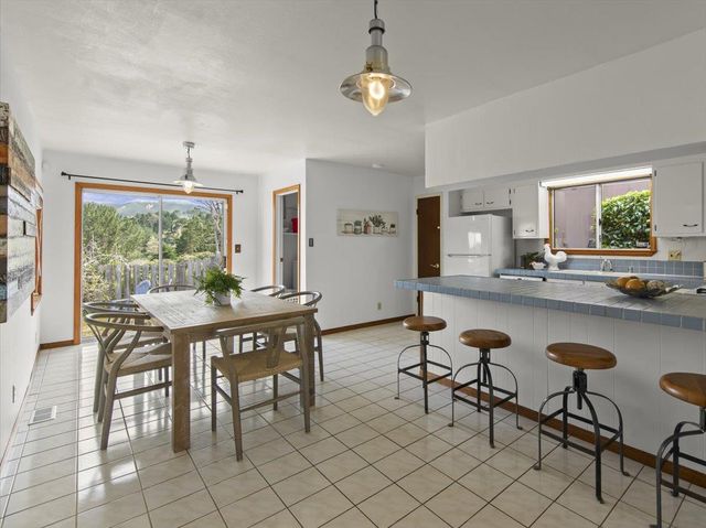 807 Tierra Alta Street, Moss Beach, CA 94038