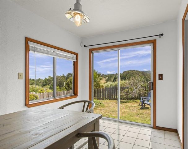 807 Tierra Alta Street, Moss Beach, CA 94038