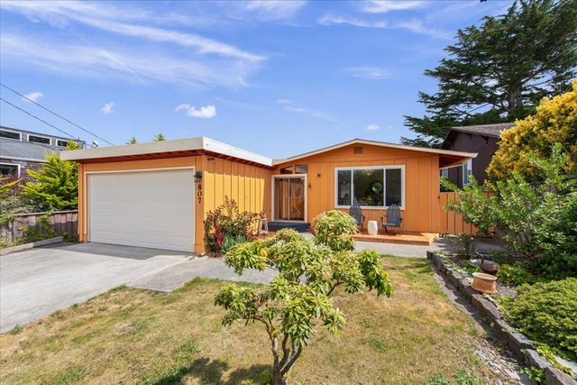 807 Tierra Alta Street, Moss Beach, CA 94038