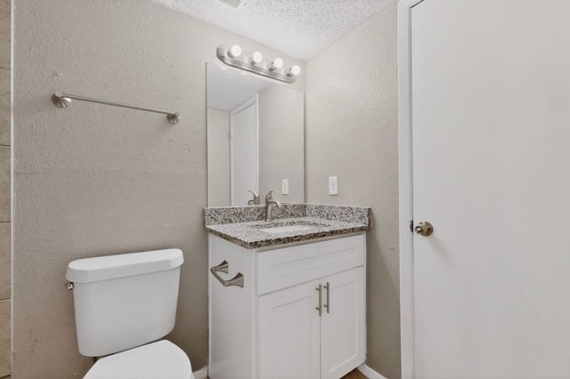 8024 Cambridge Circle A, White Settlement, TX 76108