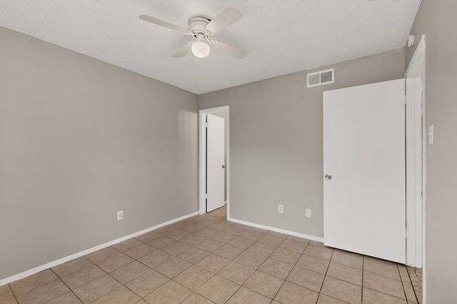 8024 Cambridge Circle A, White Settlement, TX 76108