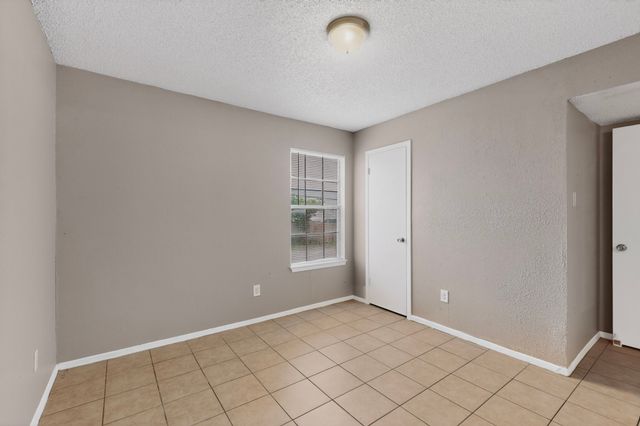 8024 Cambridge Circle A, White Settlement, TX 76108