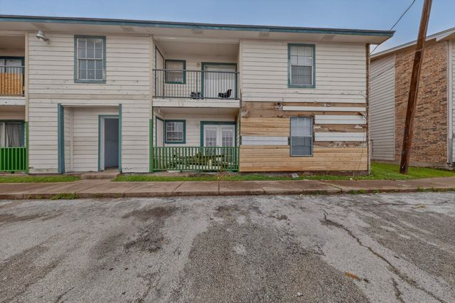 8024 Cambridge Circle A, White Settlement, TX 76108