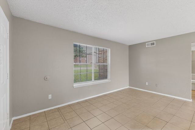 8024 Cambridge Circle A, White Settlement, TX 76108