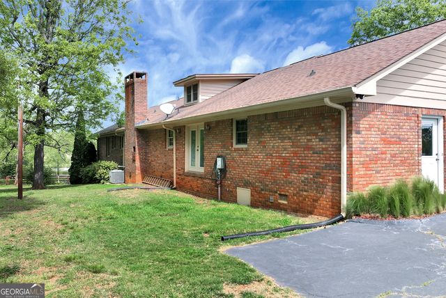2801 Hwy 105, Demorest, GA 30535