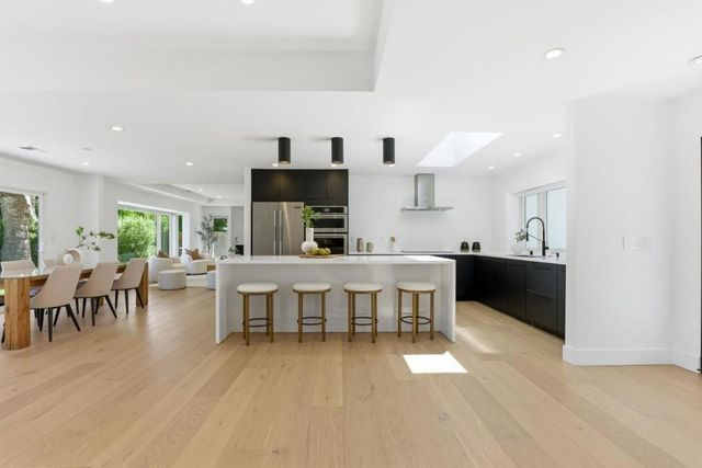 1073 Celilo Drive, Sunnyvale, CA 94087