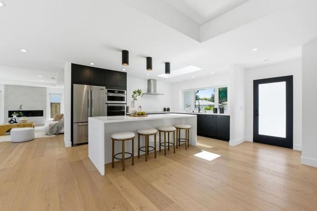 1073 Celilo Drive, Sunnyvale, CA 94087