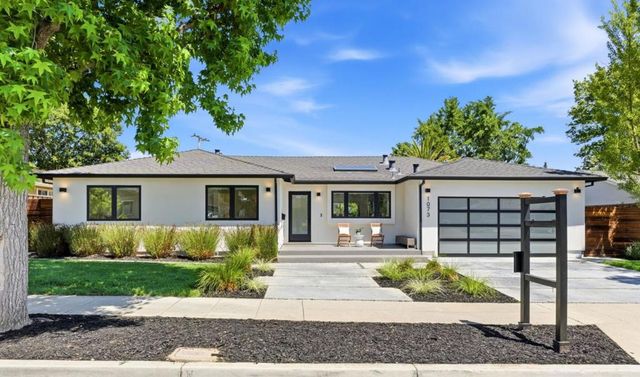 1073 Celilo Drive, Sunnyvale, CA 94087